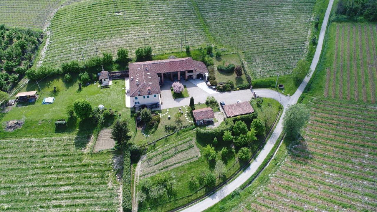 La Giribaldina Winery & Farmhouse Calamandrana Exterior photo